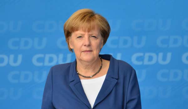 События в Кельне: Меркель хочет выдворить из страны осужденных иммигрантов