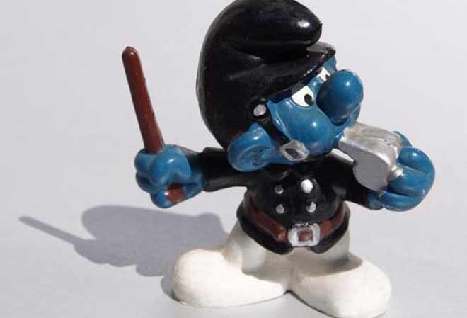 Бельгийские полицейские смурфы