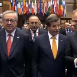 Европу будет возвращать беженцев в Турцию