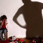 Каждую неделю 75 заявлений о насилии в отношении детей