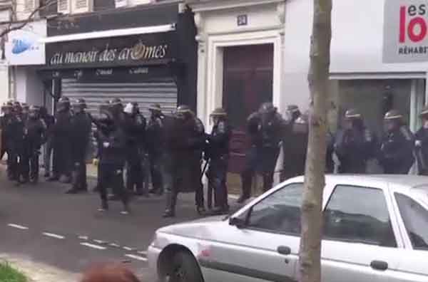 Столкновения в Париже