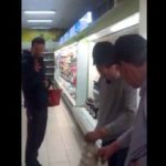 Сюрреализм: мужчина, ну проходите уже!