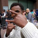 Беженцы не спешат с работой