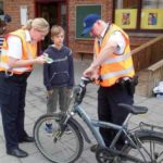 Езда на велосипеде без фонарей – штраф 55 евро