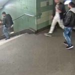 Преступник столкнувший девушку в берлинской подземке скрывается в Болгарии