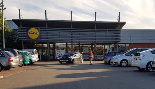 Захват в заложники и ограбление супермаркета Lidl