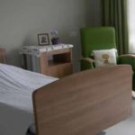 Критичная ситуация в домах престарелых: 8 из 10 обитателей нуждаются в уходе