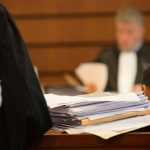 Адвокат присвоил деньги (160.000 евро) своего клиента-нелегала