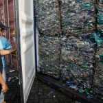 Индонезия возвращает 547 контейнеров с мусором в развитые страны, включая Бельгию