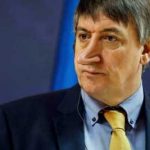 Критика в адрес Жамбона: "Просители убежища покупают дома на детские пособия"