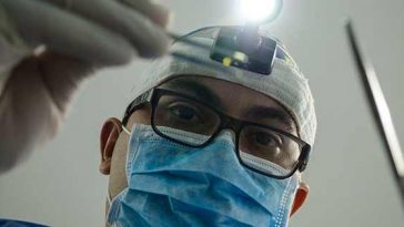 Бельгийцам приходят огромные счета за звонки дежурным дантистам: 50 евро за звонок, на который никто не ответил