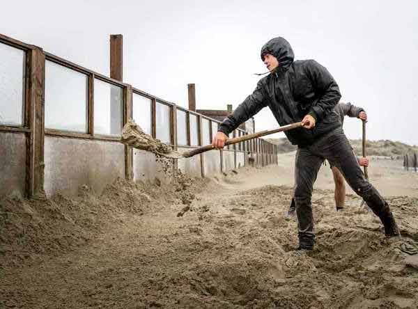 В Нидерландах вмешательство происходит главным образом на побережье