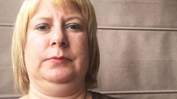 Зарплата служащего нотариальной конторы в Бельгии: 2401 евро