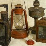 История возникновения обычной настольной лампы