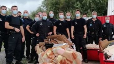 Полиция сносит палаточные лагеря трансмигрантов в Зебрюгге