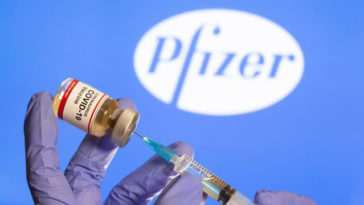 Израильские эксперты: "Вакцина Pfizer хорошо работает против варианта Дельта"