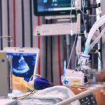 Просьбы о введении обязательной вакцинации звучат все громче