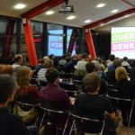 Facebook удаляет аккаунты противников коронной политики Германии