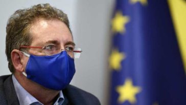 Премьер-министр Брюсселя призывает детабуировать тему обязательной вакцинации