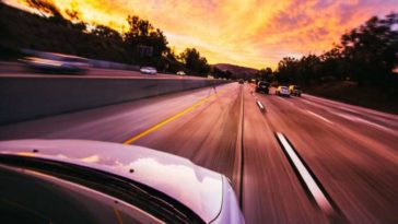 Бельгиец попал в радар на скорости более 300 км/ч, но избежал штрафа