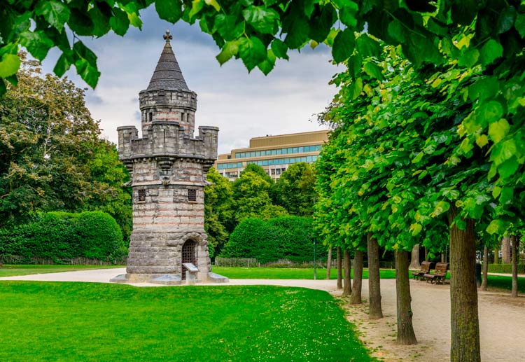 Парк пятидесятилетия в Брюсселе