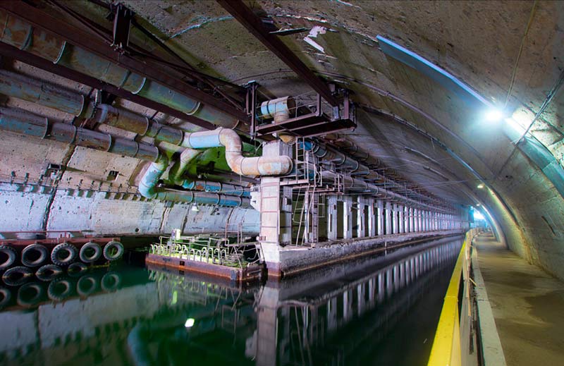 Бывшая база подводных лодок в Украин Бывшая база подводных лодок в Украин