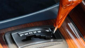 Вот почему ваша страховая премия в Бельгии выше, если автомобиль "автомат"