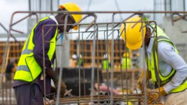 Сколько зарабатывают в строительном секторе Бельгии?