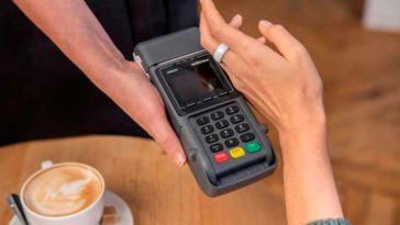 Клиенты KBC скоро больше не смогут платить кольцом или браслетом