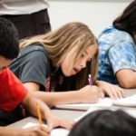 Политики Фландрии обсуждают возможность штрафов для нерадивых родителей