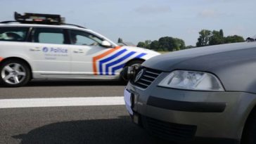 Голландские мошенники задержаны после того, как сняли 2000 евро с украденной карты в Бельгии