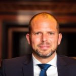 Тео Франкен предложил законопроект, который усложнит получение бельгийского гражданства.