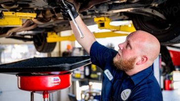 Исследование: бельгийцы переплачивают за обслуживание и ремонт автомобилей