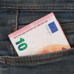 Нидерландские банки советуют держать наличные дома из-за геополитических угроз