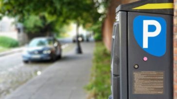 Осторожно: фальшивые QR-коды на паркоматах в Брюсселе