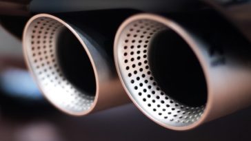 Шумовое загрязнение: почему Франция начала штрафовать шумный транспорт, а Бельгия пока раздумывает?