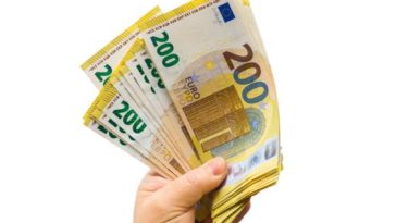 Как повысить зарплату, не меняя работу: 8 проверенных шагов