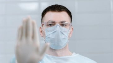 де снова нужно носить маску: код оранжевого уровня в Бельгии