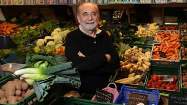 Вреднее сигарет: врач предупреждает об опасности современной еды