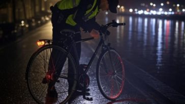 Полиция бьёт тревогу: велосипеды без света — угроза жизни!