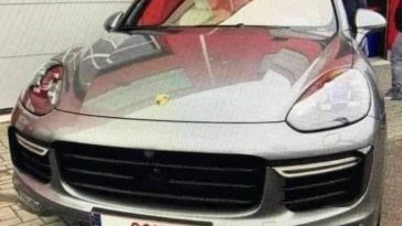 Номерной знак на Porsche: смелость или провокация?