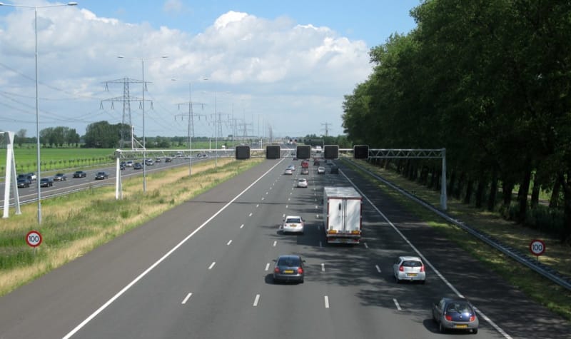 Служебные авто под прицелом: как муниципальные власти ужесточают контроль