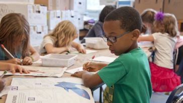 Сколько зарабатывают учителя в Бельгии?