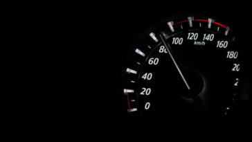 Получили штраф за превышение скорости всего на 1-2 км/ч? Вот что нужно знать