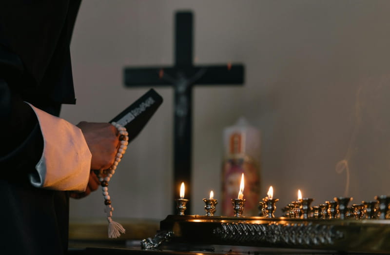 Сколько зарабатывает пастор во Фландрии: зарплата, льготы и особенности работы