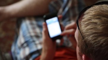 Молодежь Бельгии всё чаще остаётся без работы и образования