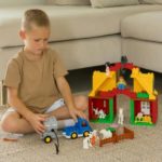 Ребёнок или жильё? Почему воспитание детей обходится так дорого