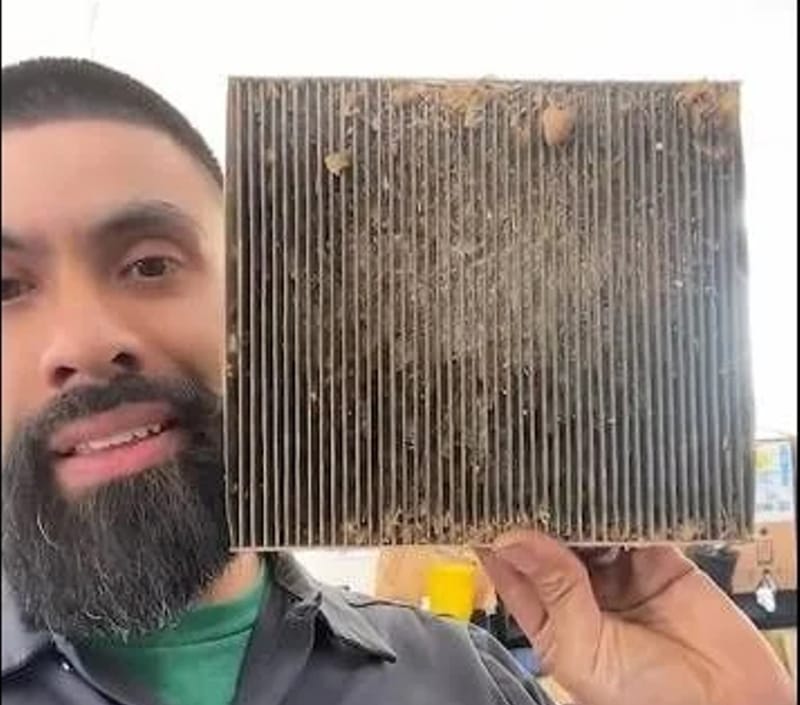 Механик разоблачил обман в автосервисе: фильтр не заменили, а деньги взяли