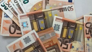 Больше денег на руки: в Бельгии повышают необлагаемую налогом сумму