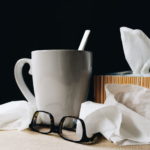 Опыт уходит на больничный: старшие сотрудники болеют вдвое чаще